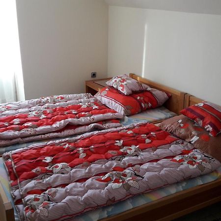 Berger Pince és vendégház Csaszartoltes Extérieur photo